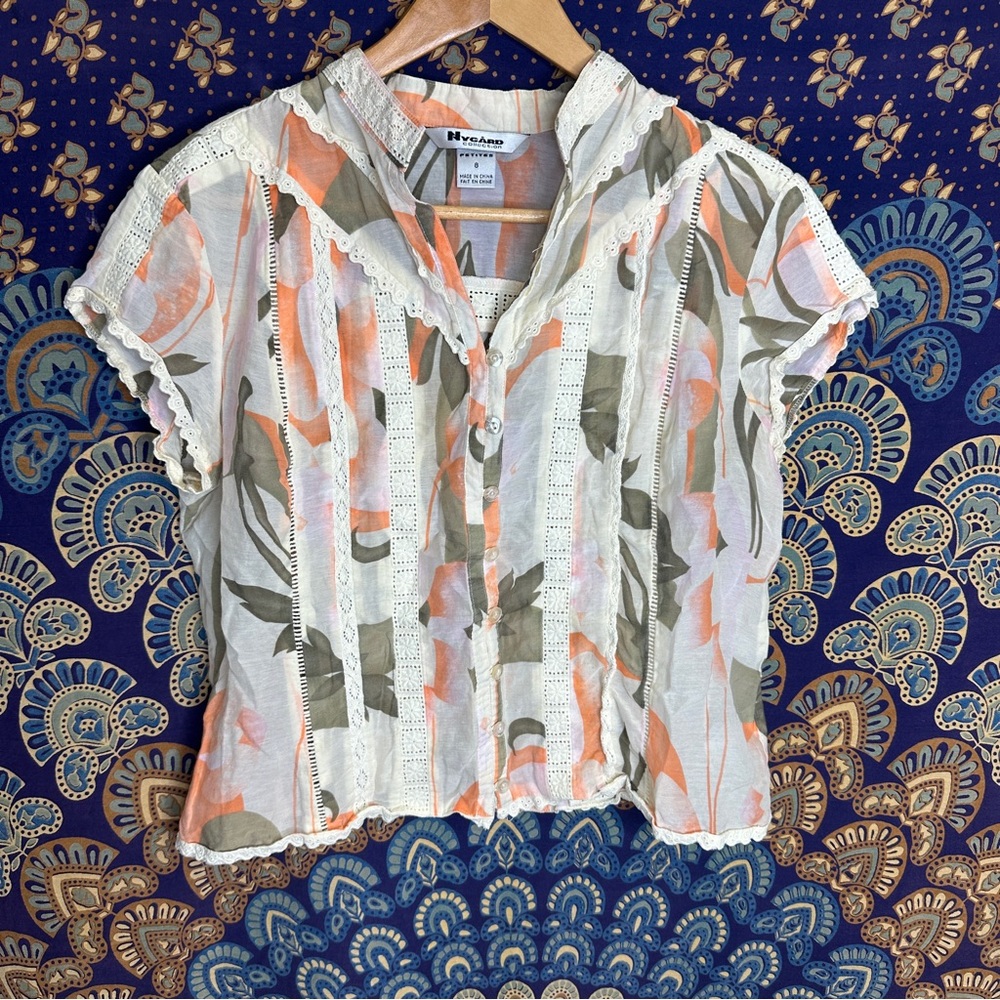 🦋5/20$🦋 silk vintage floral blouse